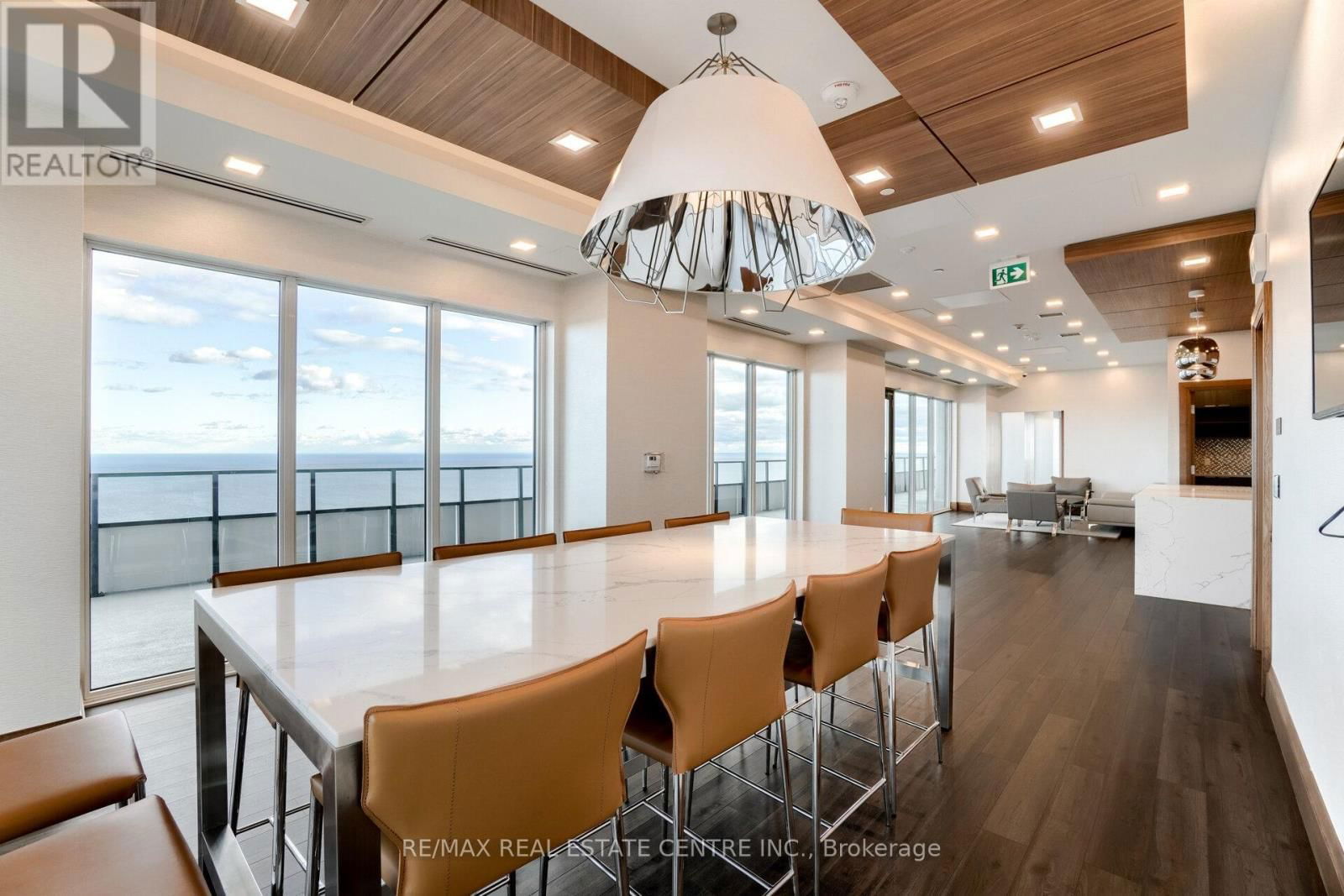 2622 - 30 SHORE BREEZE DRIVE Image 36