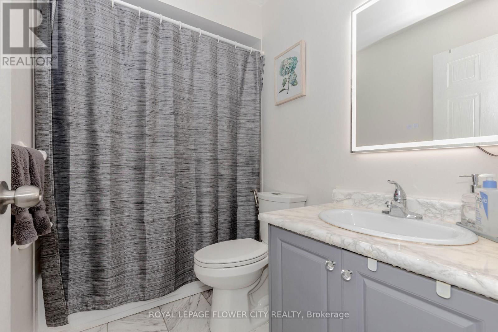 21 FERN VALLEY CRESCENT Image 36