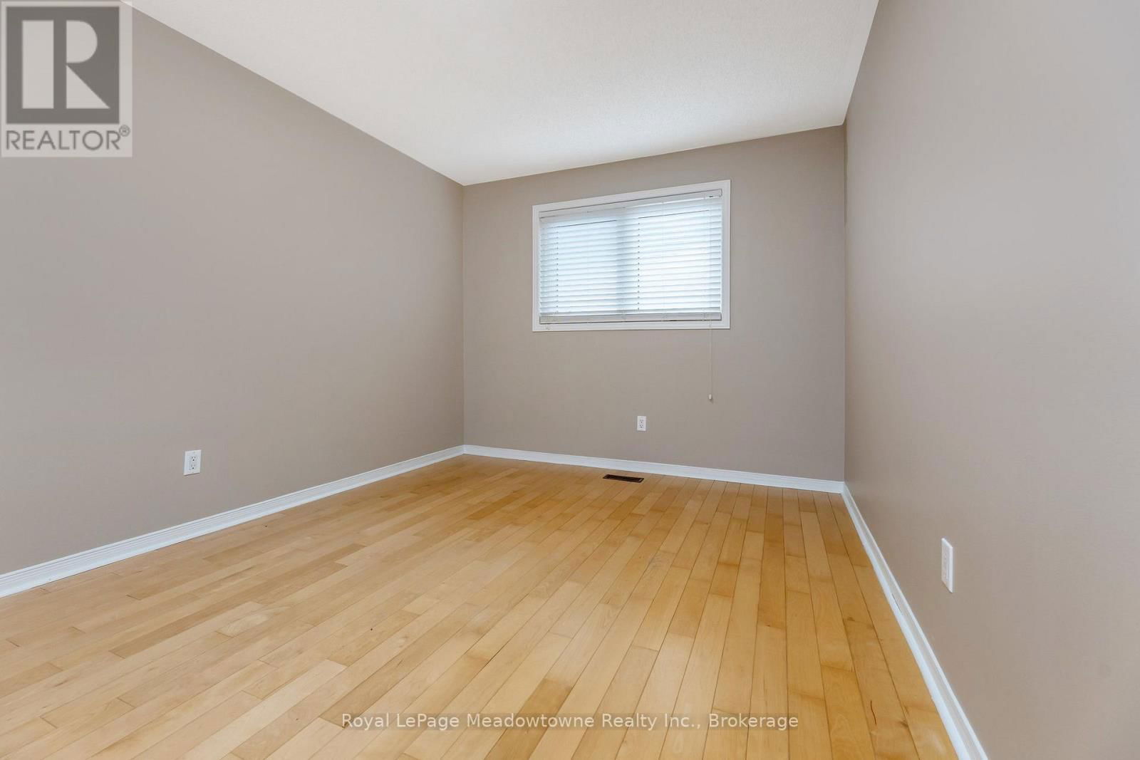 5742 TAYSIDE CRESCENT Image 26