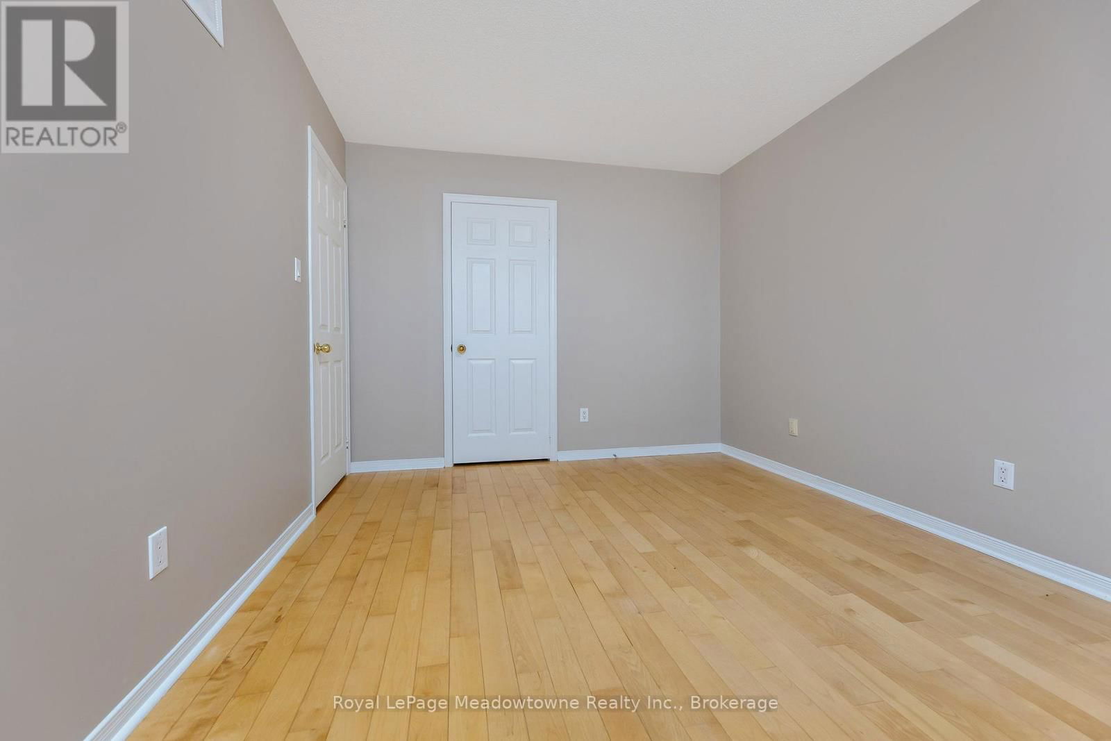 5742 TAYSIDE CRESCENT Image 27