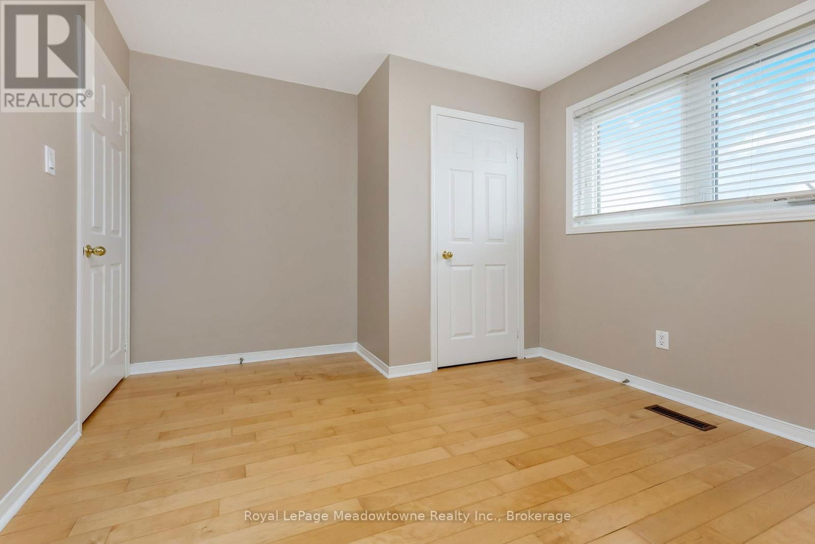 5742 TAYSIDE CRESCENT Image 29