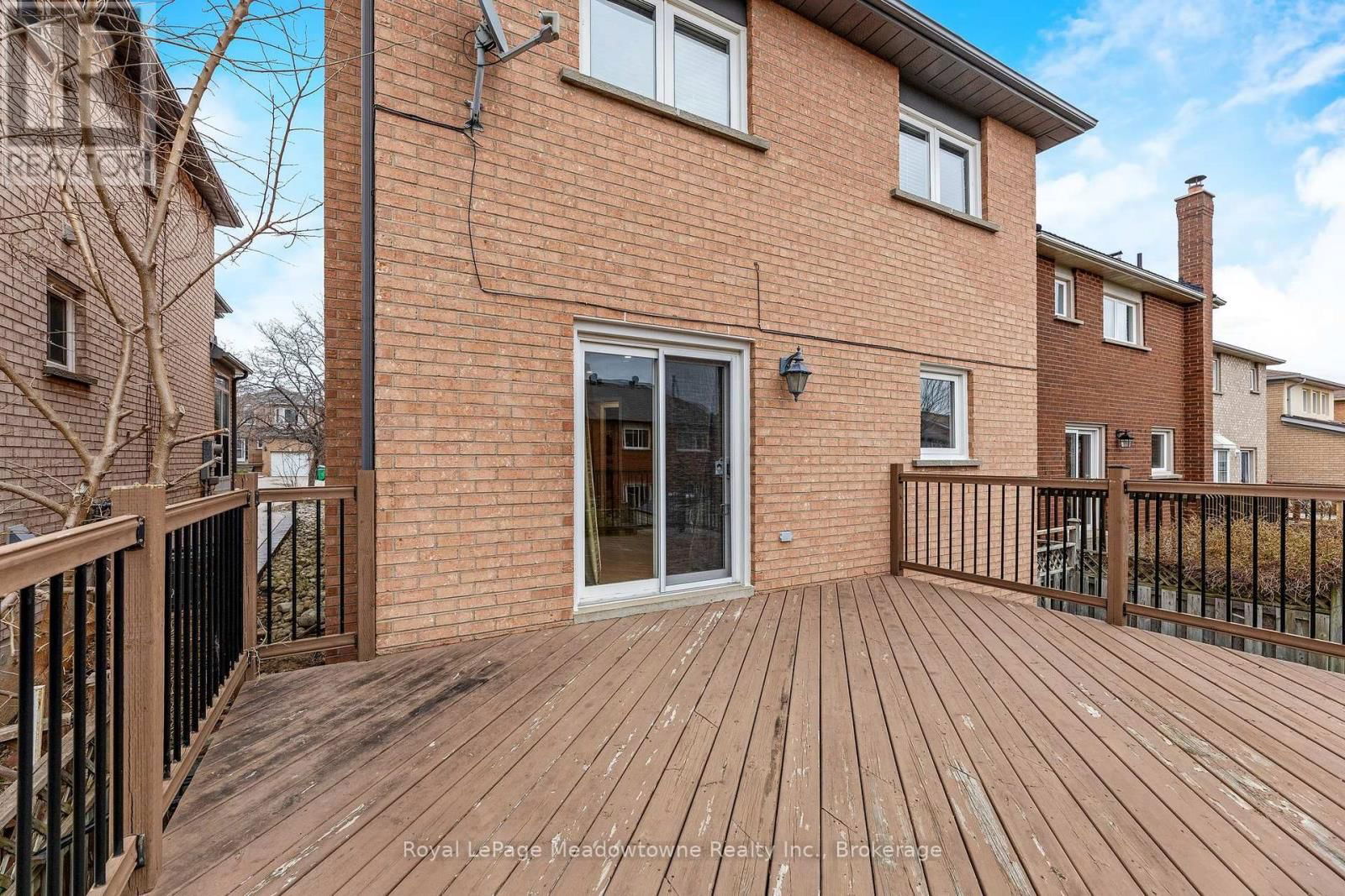 5742 TAYSIDE CRESCENT Image 34