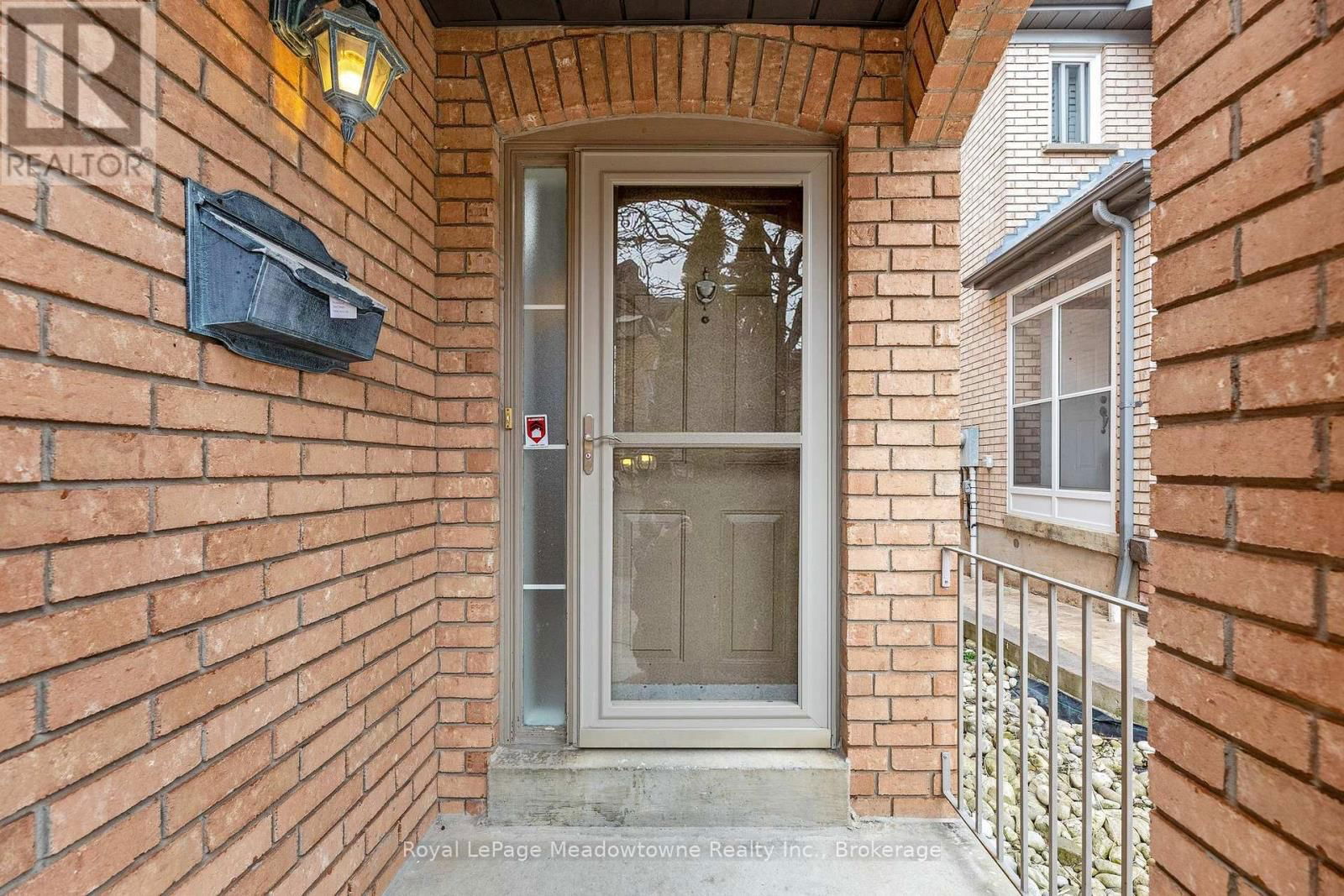 5742 TAYSIDE CRESCENT Image 5
