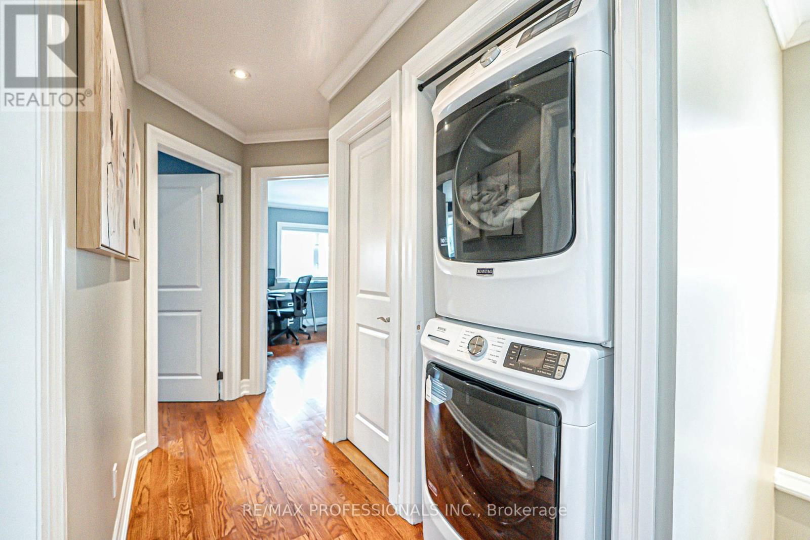 116 LAKE SHORE DRIVE Image 29