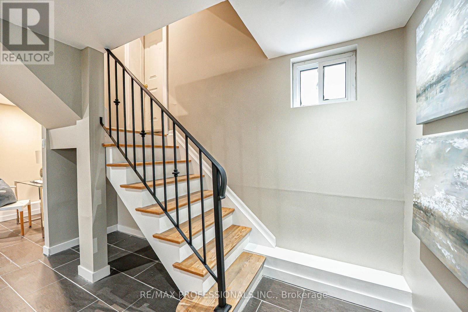 116 LAKE SHORE DRIVE Image 30