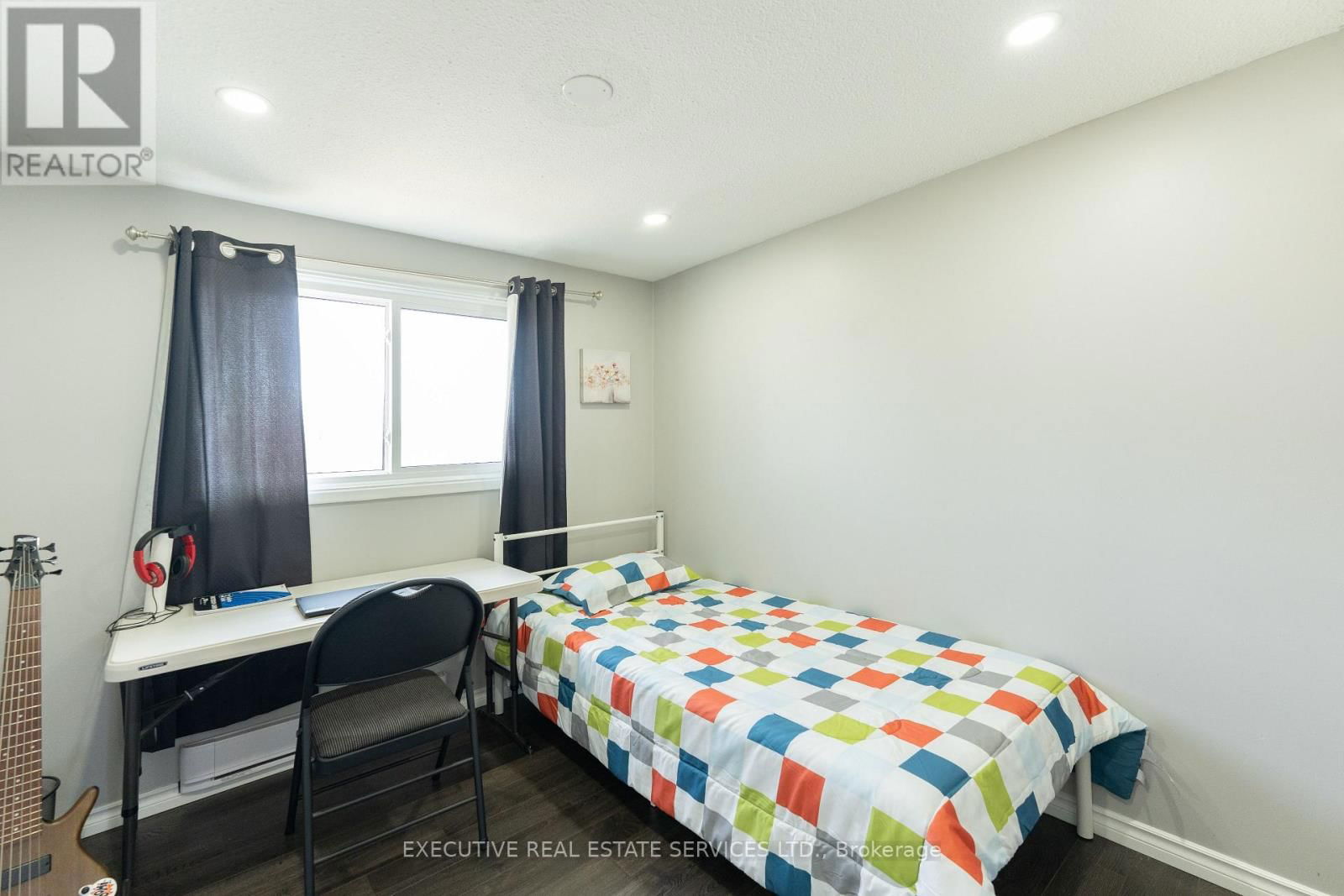 24 KINGHAM ROAD Image 20