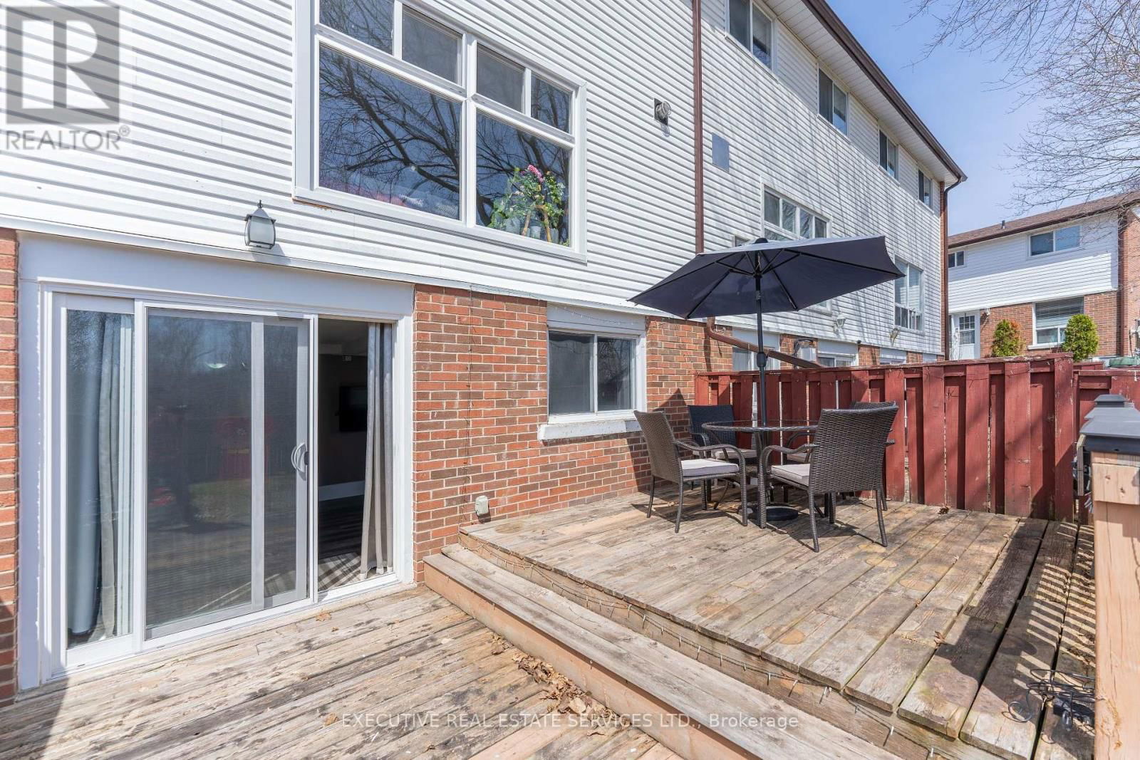 24 KINGHAM ROAD Image 28