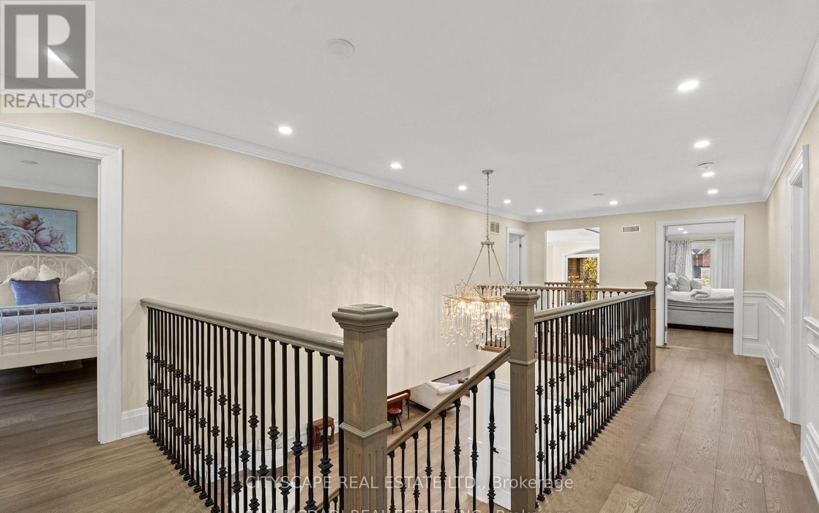 1270 SAGINAW CRESCENT Image 18