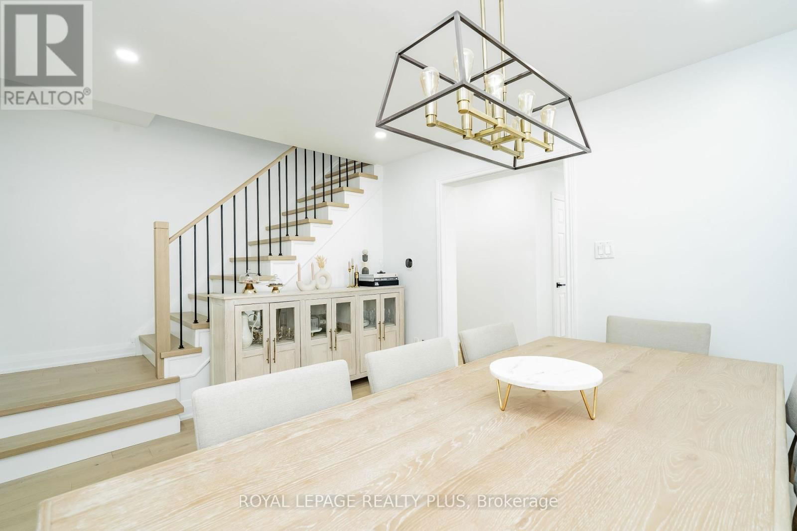 568 FERGO AVENUE Image 13