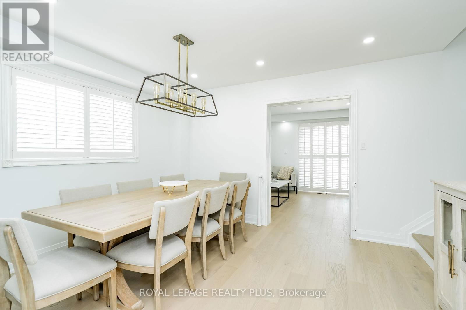 568 FERGO AVENUE Image 15