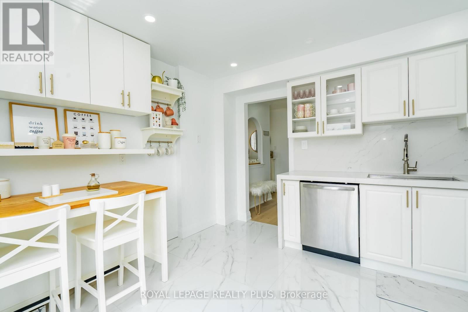 568 FERGO AVENUE Image 17
