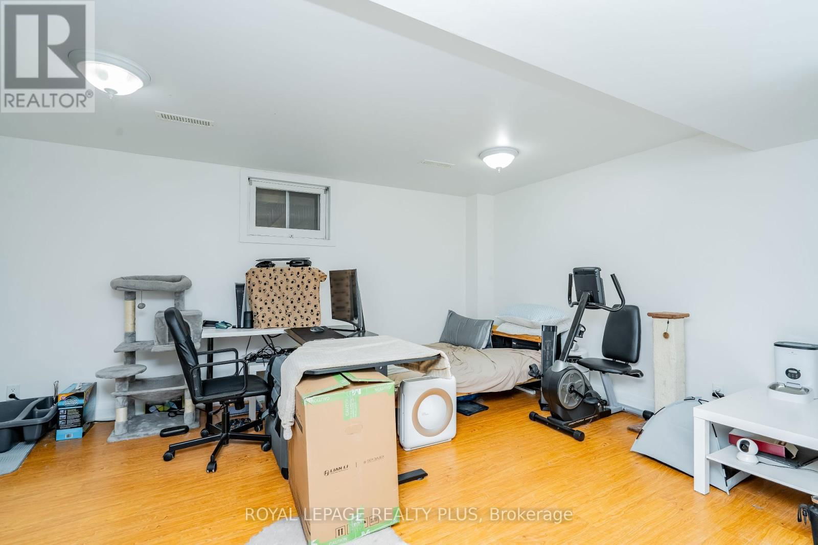 568 FERGO AVENUE Image 42