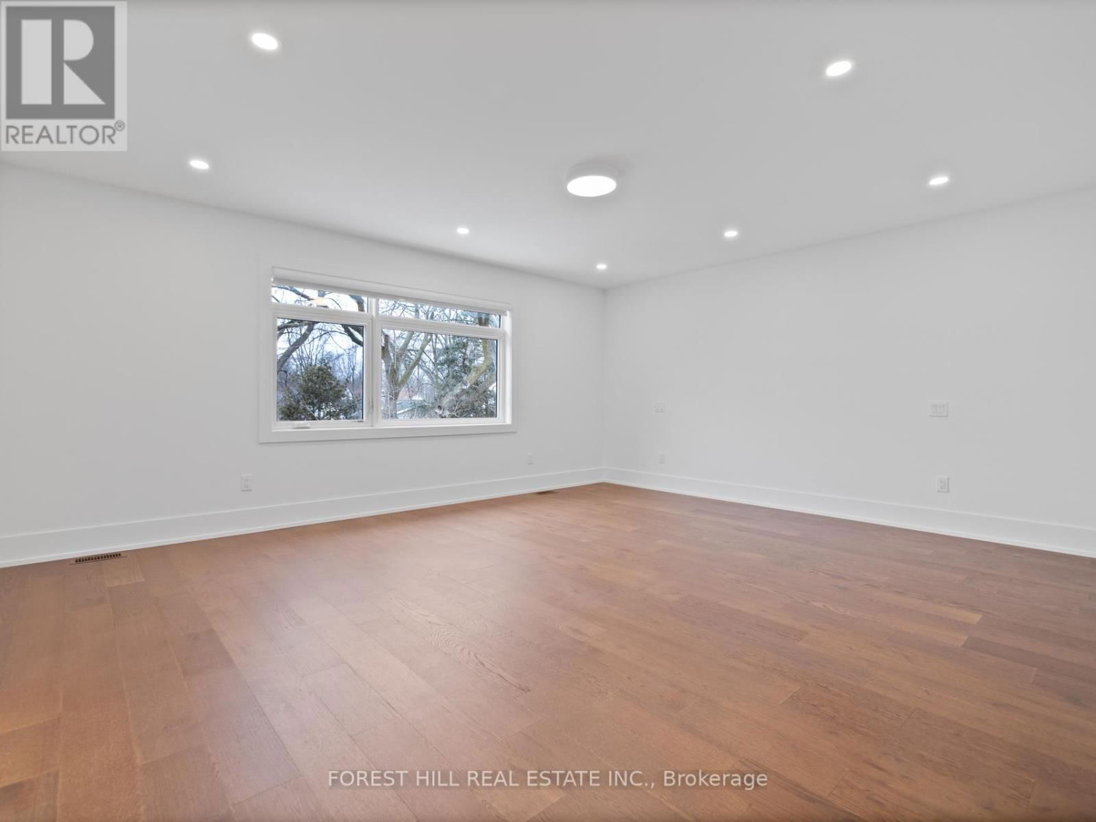 1077 FOURTH STREET Image 13