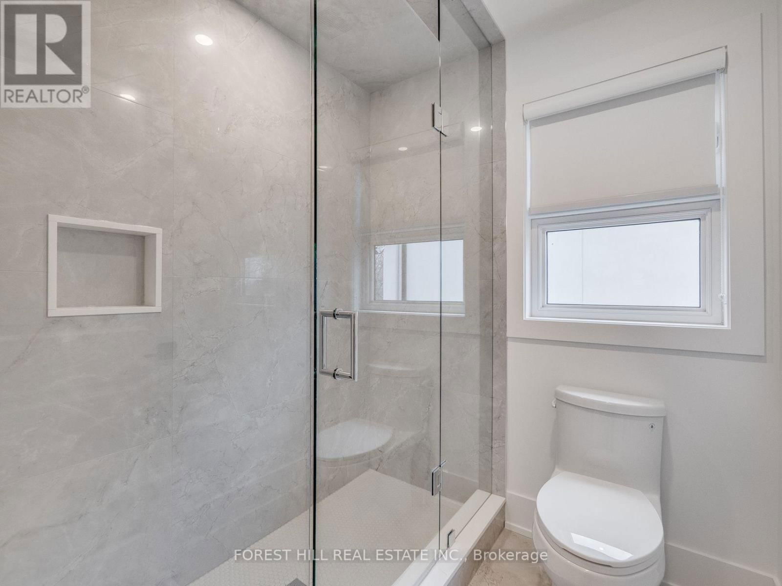 1077 FOURTH STREET Image 21