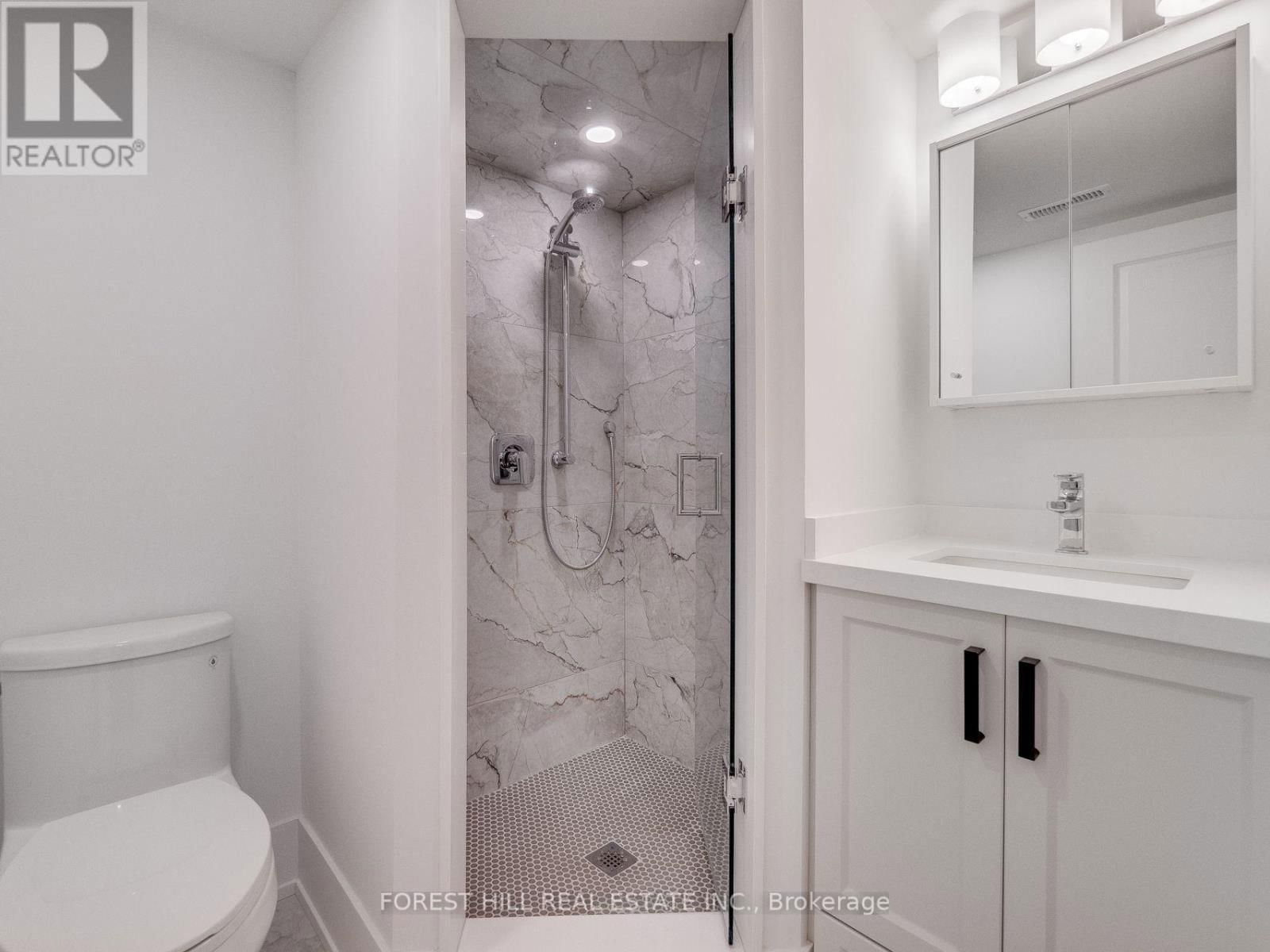 1077 FOURTH STREET Image 28