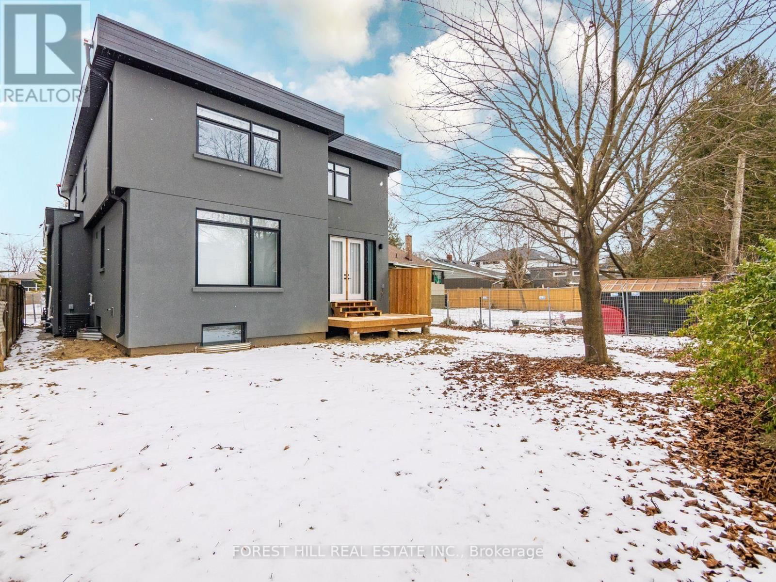 1077 FOURTH STREET Image 36