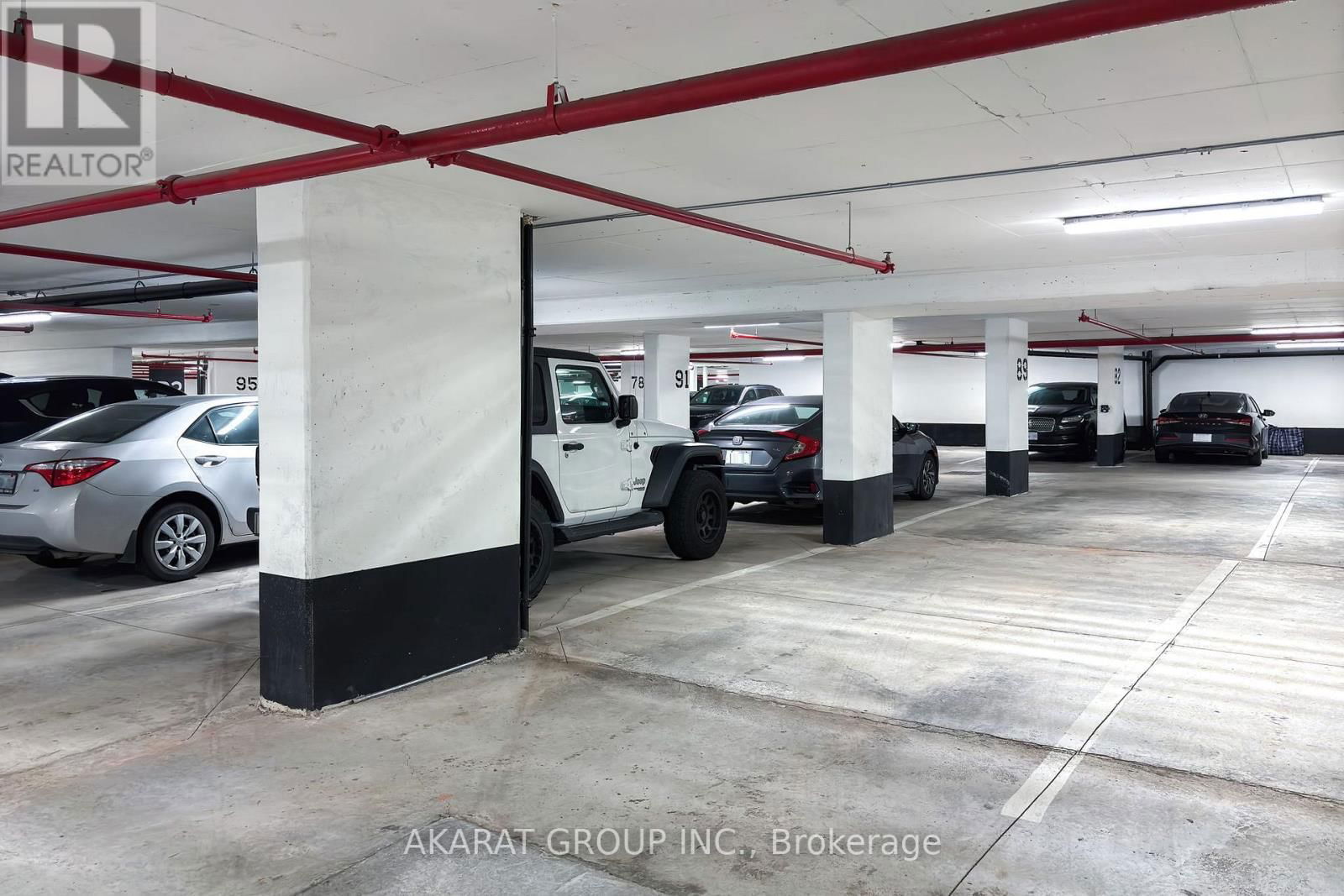PARKING - 297 OAK WALK DRIVE Image 1