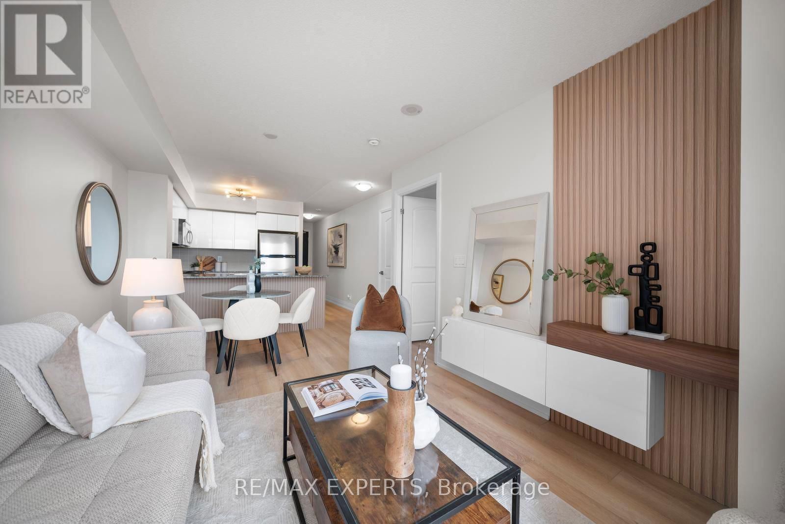 719 - 1060 SHEPPARD AVENUE WEST Image 12