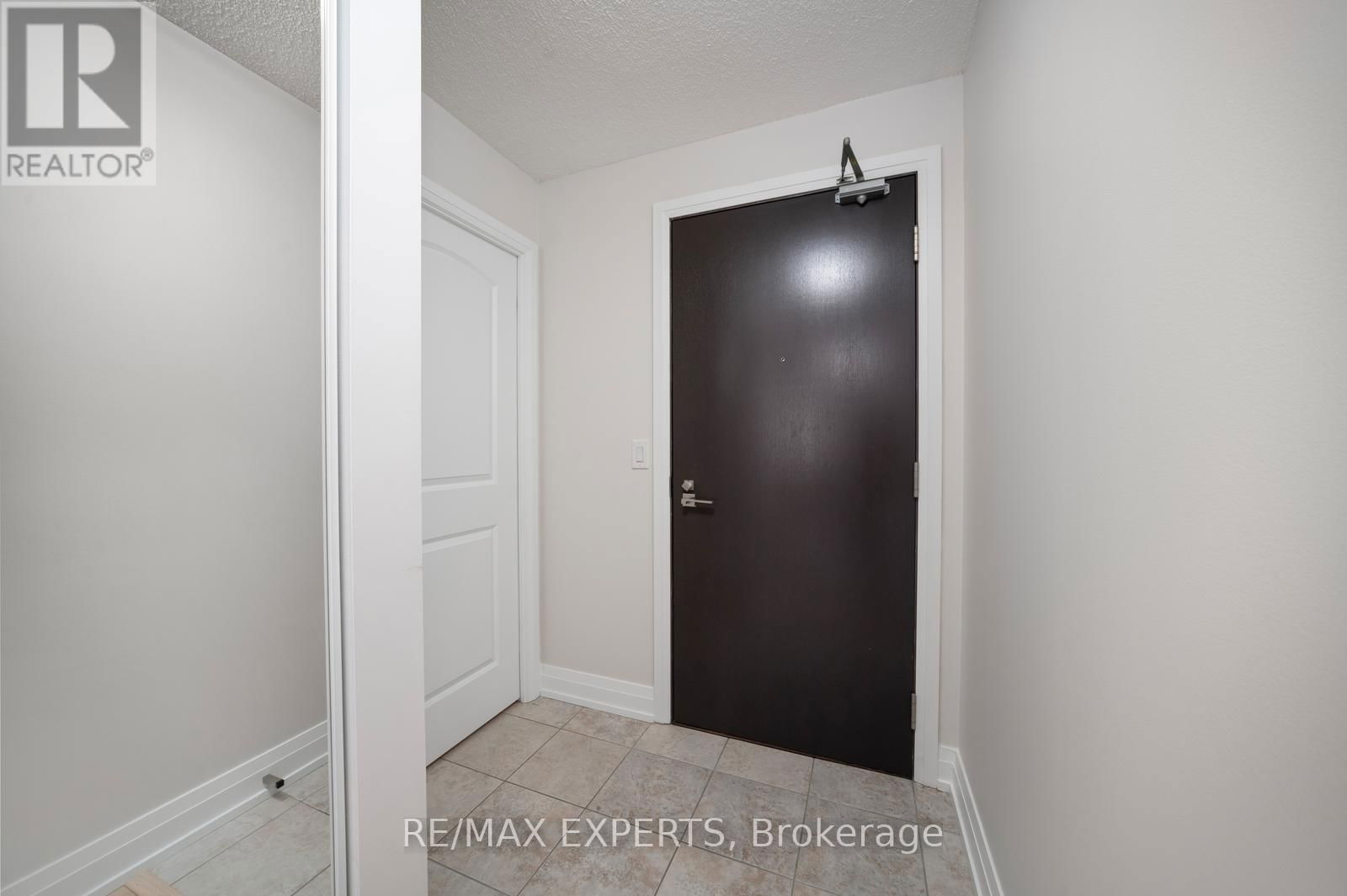 719 - 1060 SHEPPARD AVENUE WEST Image 2