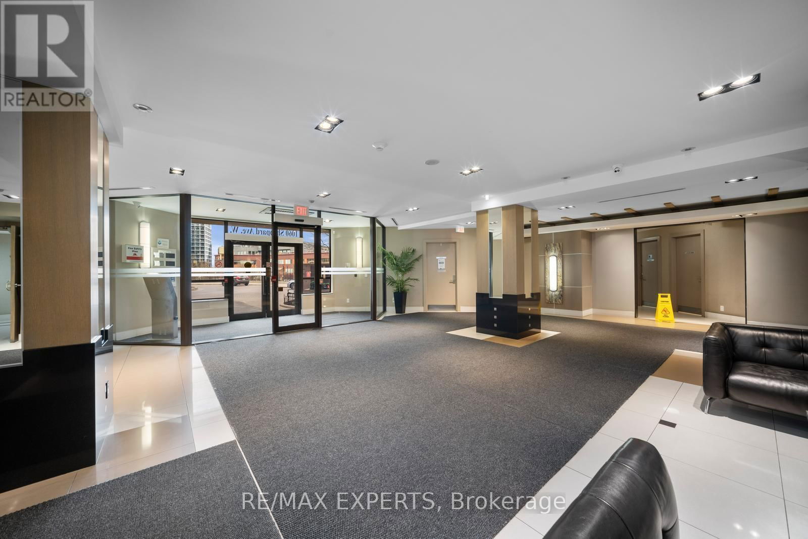 719 - 1060 SHEPPARD AVENUE WEST Image 32