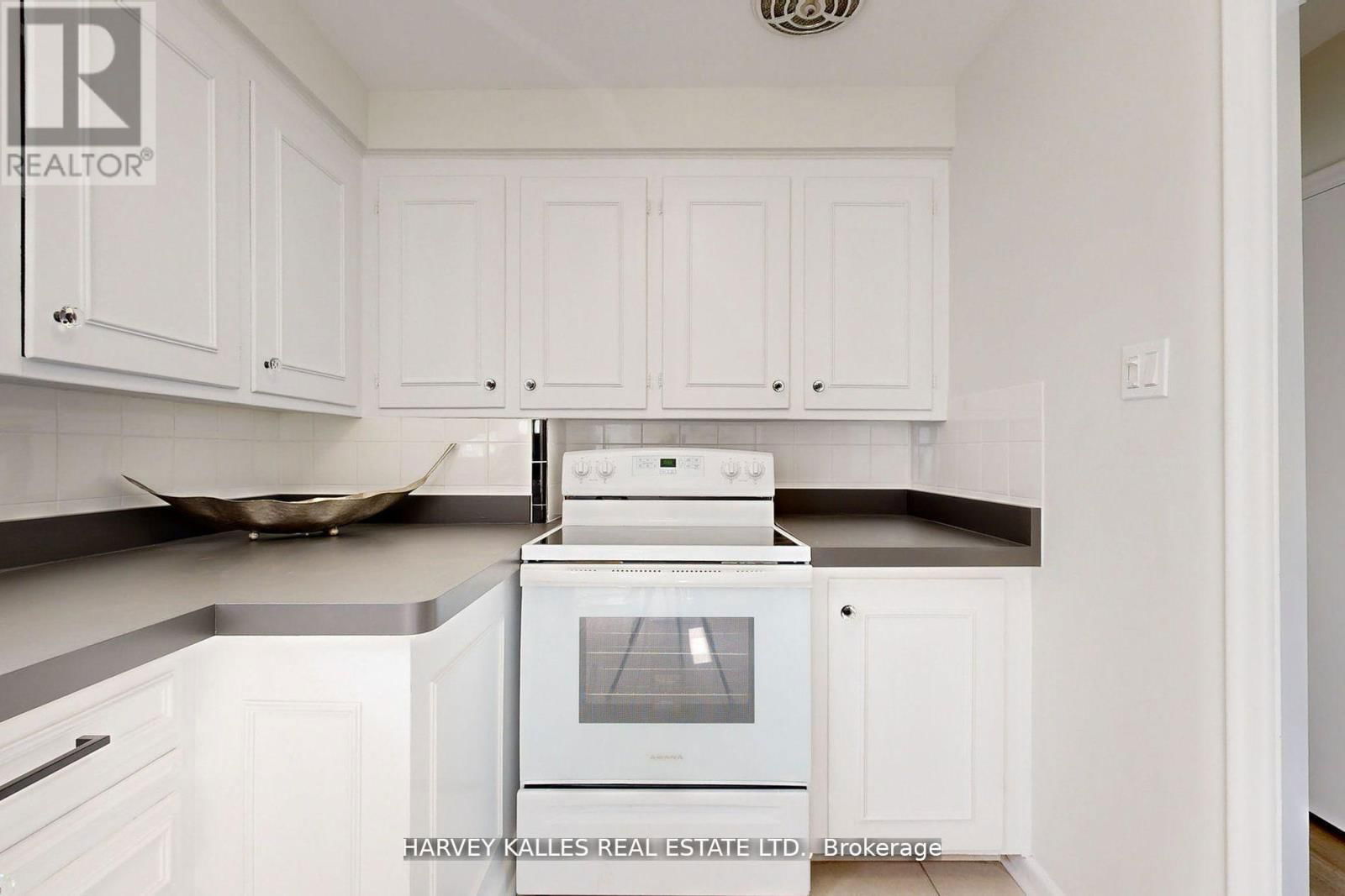 5 LISCOMBE ROAD Image 9