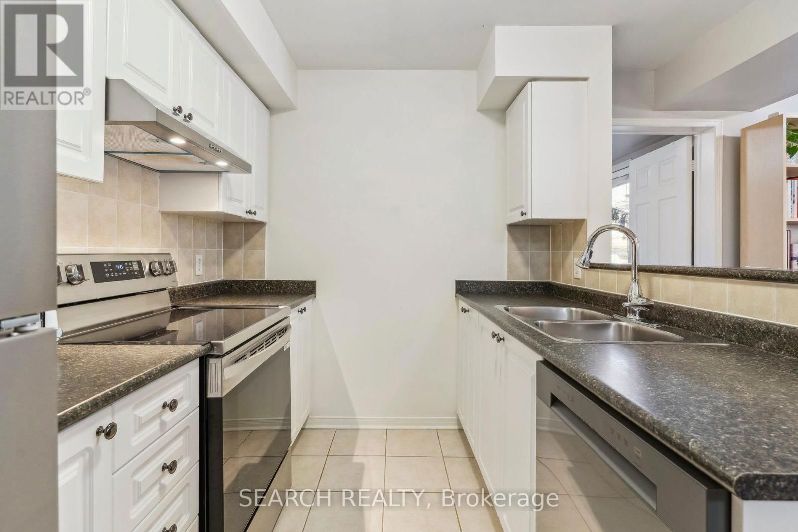 202 - 4975 SOUTHAMPTON DRIVE Image 14