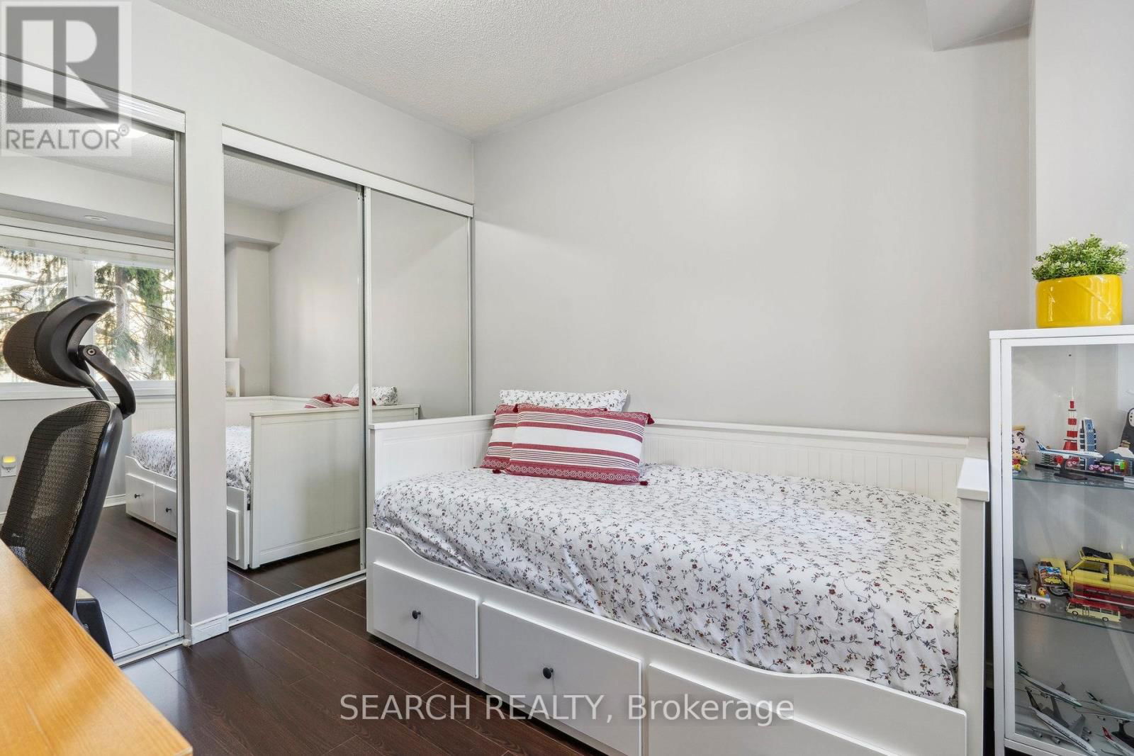 202 - 4975 SOUTHAMPTON DRIVE Image 19