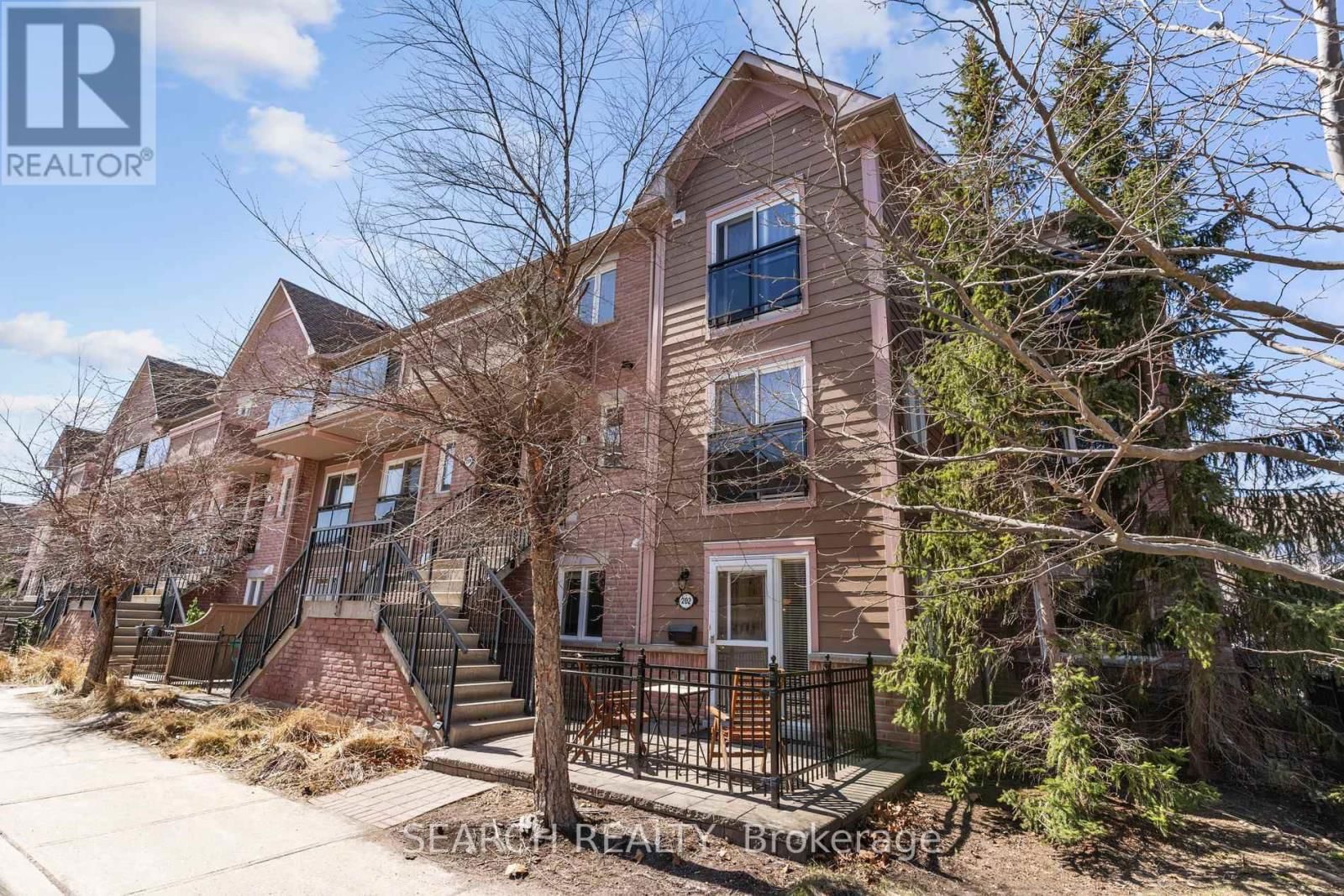 202 - 4975 SOUTHAMPTON DRIVE Image 3