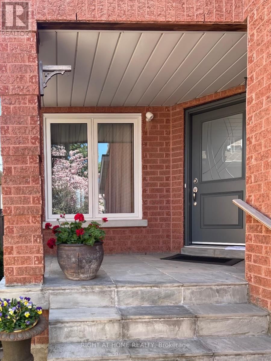 845 MAYS CRESCENT Image 3