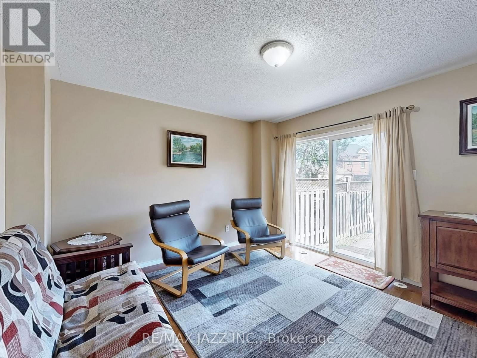 47 ELPHICK LANE Image 32