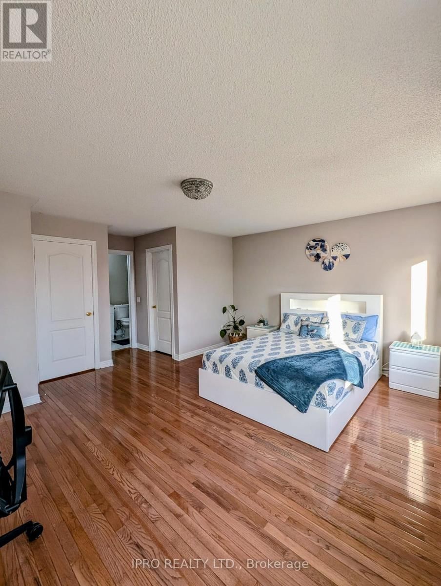 37 - 7284 BELLSHIRE GATE Image 12