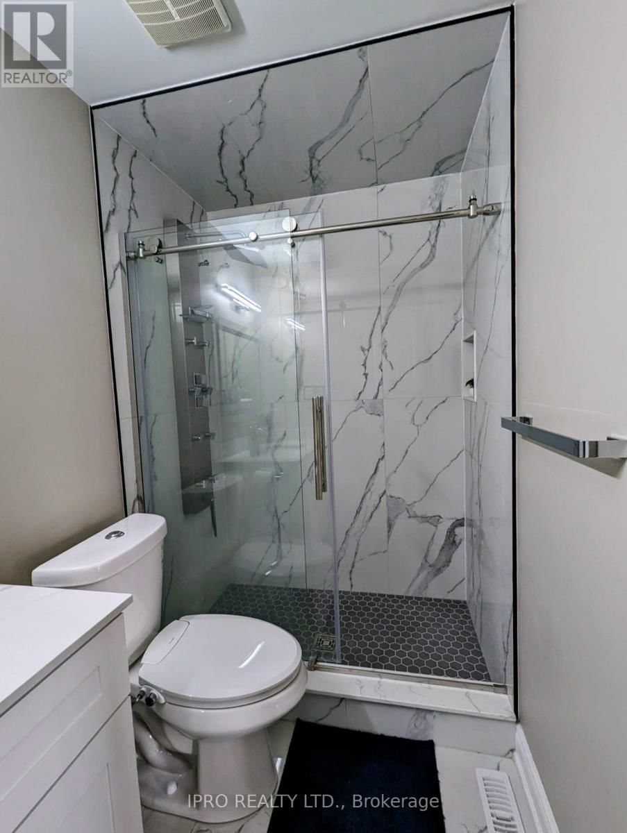 37 - 7284 BELLSHIRE GATE Image 14
