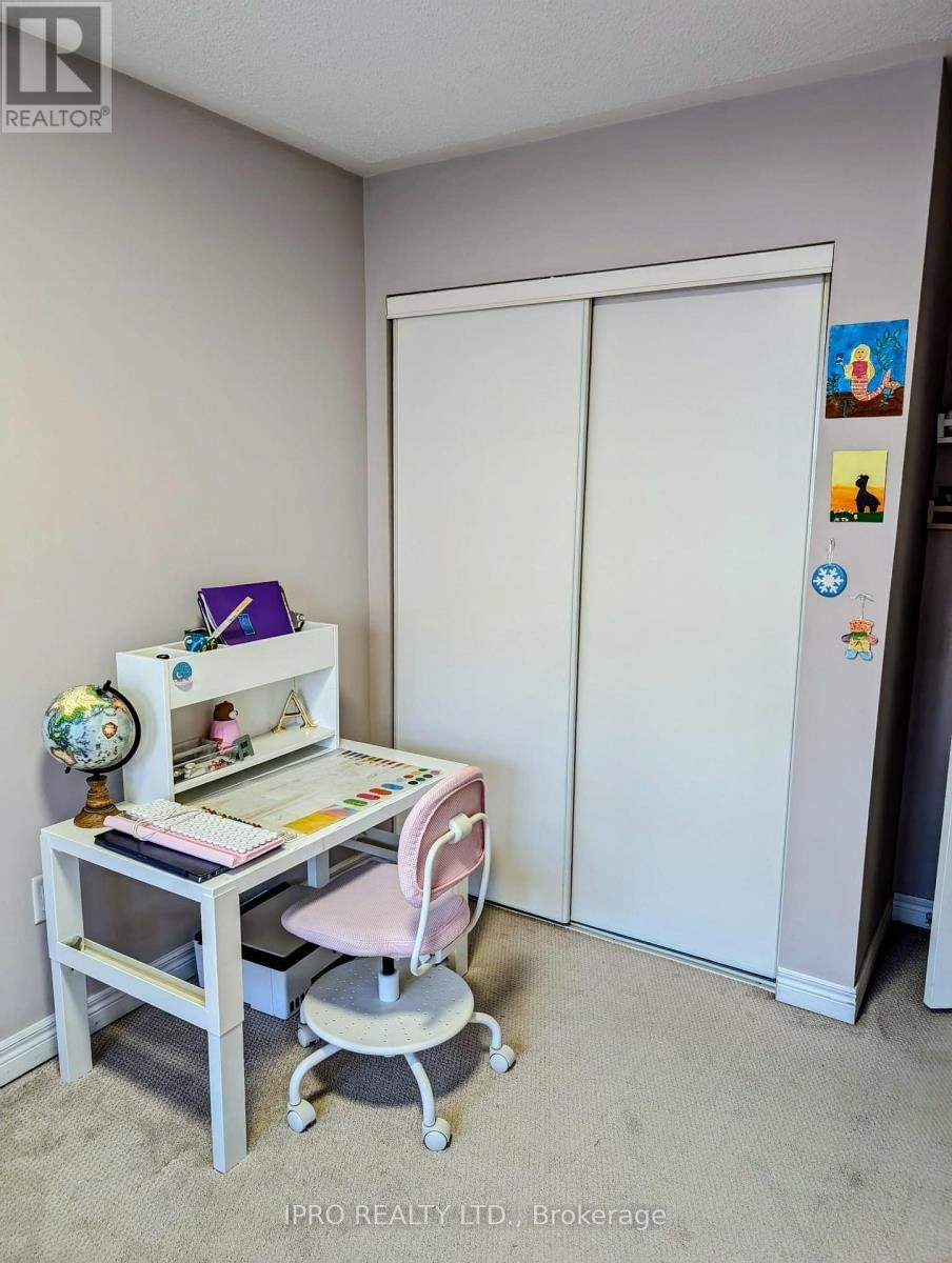 37 - 7284 BELLSHIRE GATE Image 22
