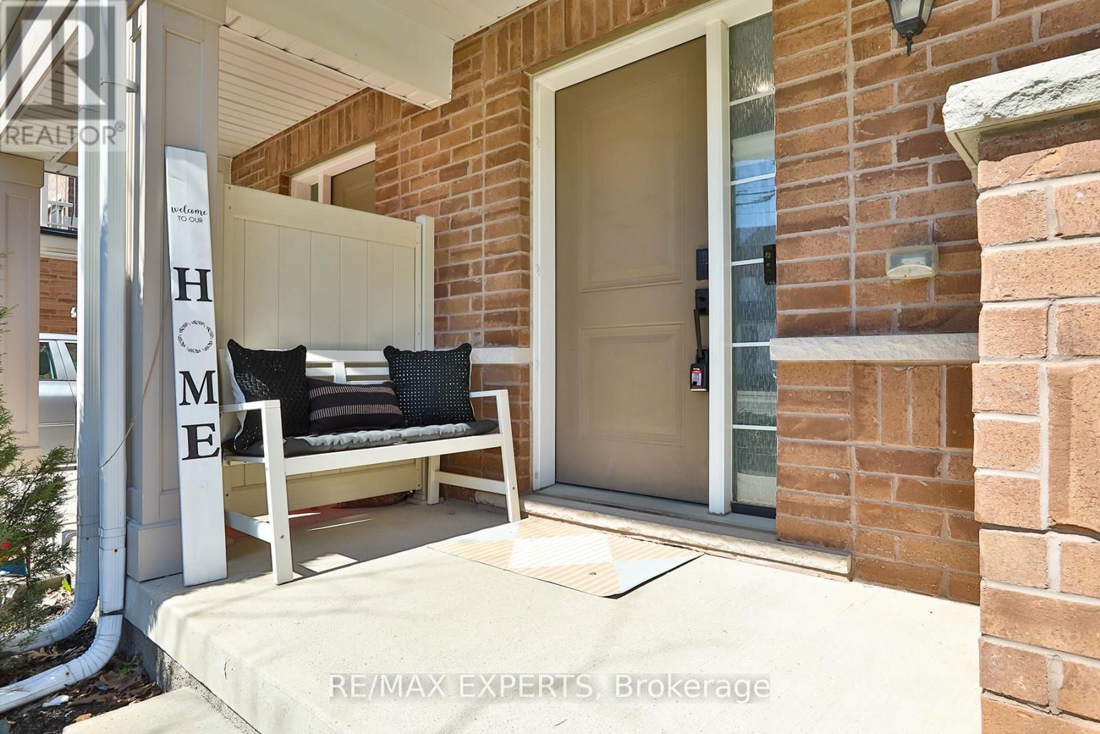 130 - 165 HAMPSHIRE WAY Image 2