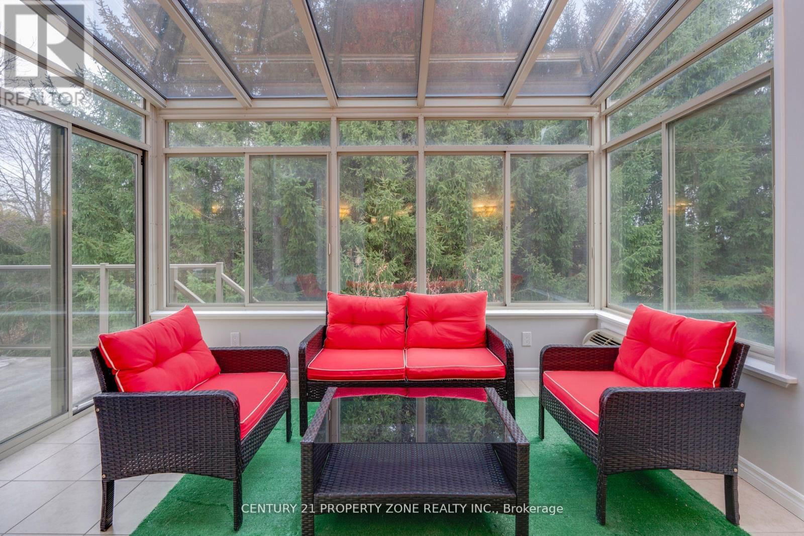 9 HAYWOOD DRIVE Image 25