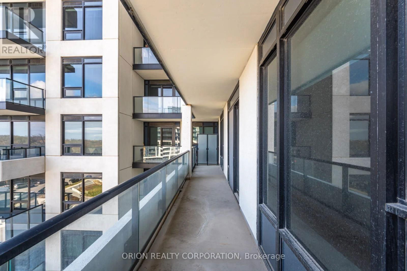 628 - 3200 WILLIAM COLTSON AVENUE Image 27