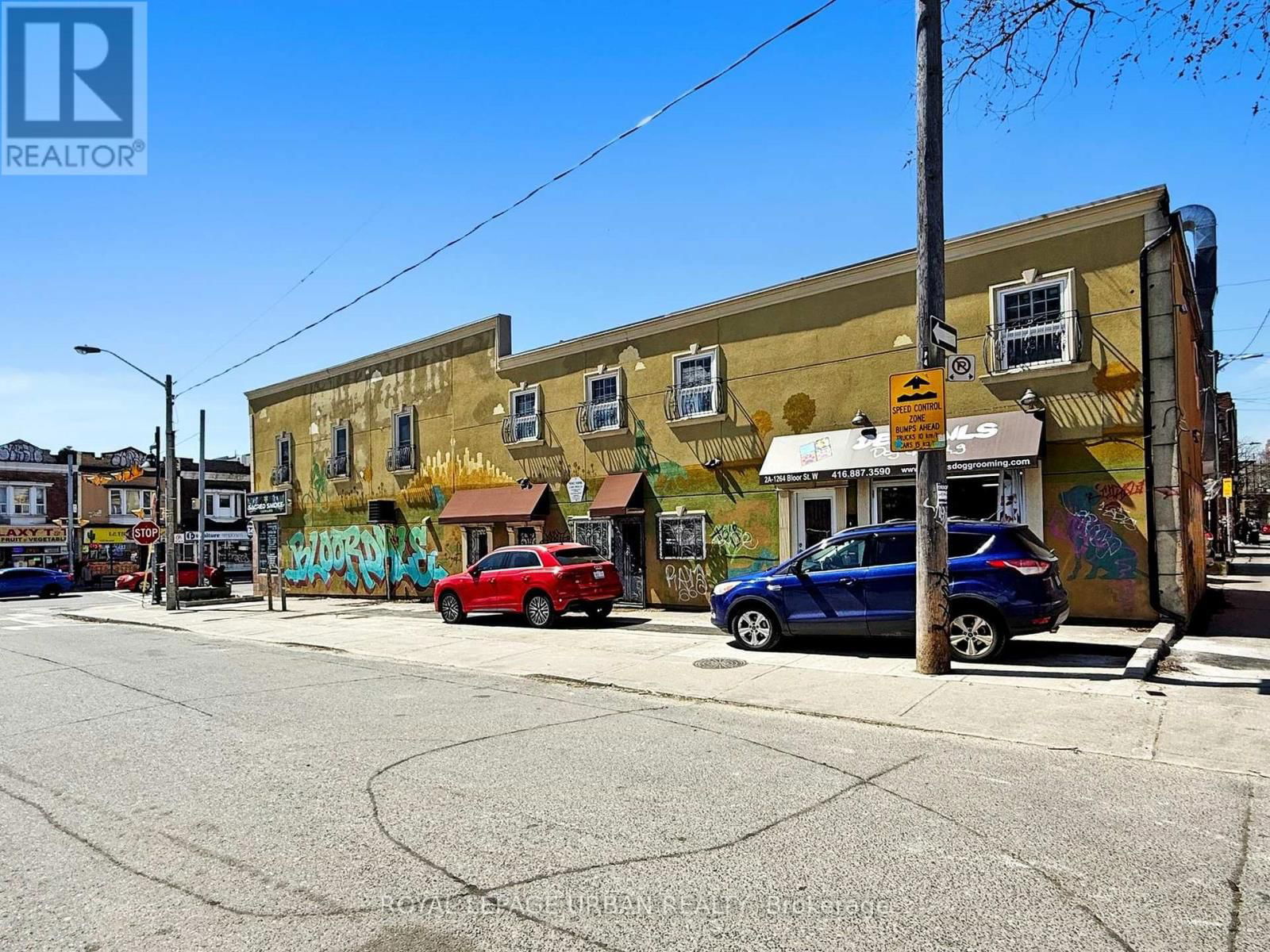 1264 BLOOR STREET WEST Image 2
