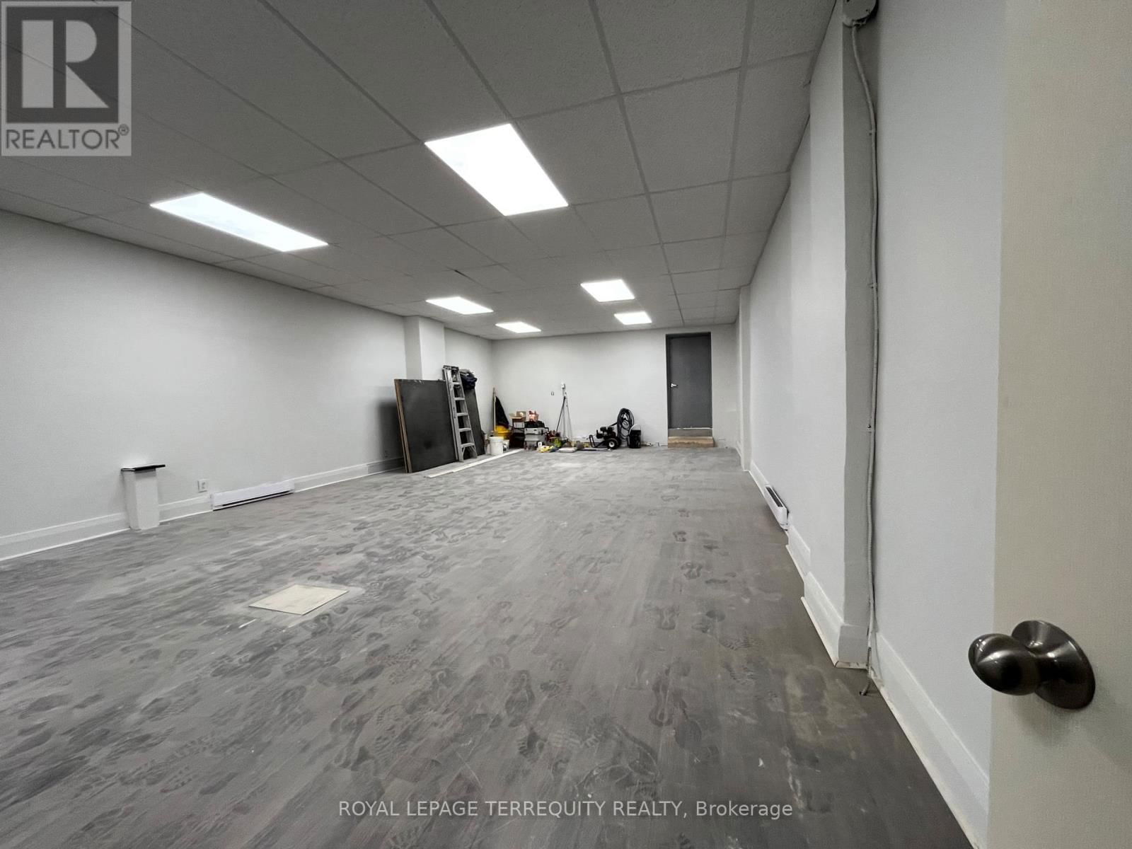 B - 389 JANE STREET Image 4