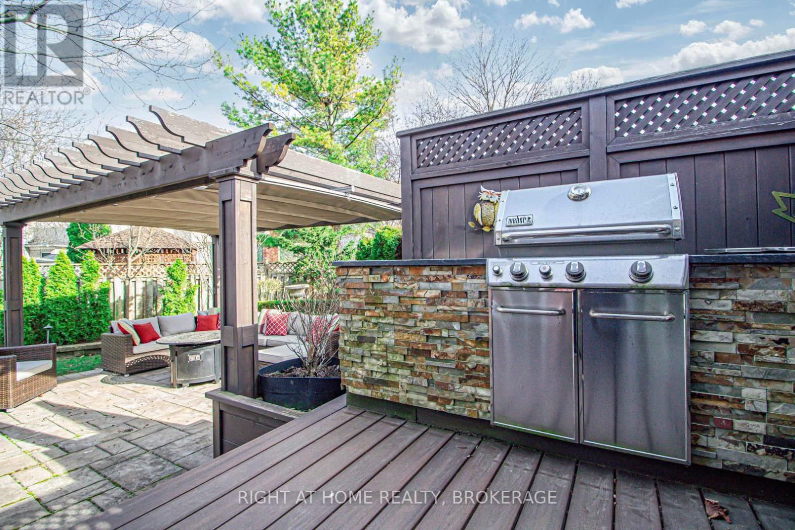 2156 COUNTRY CLUB DRIVE Image 29