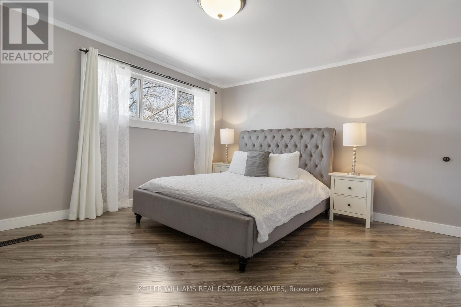 4115 BARBICAN DRIVE Image 17