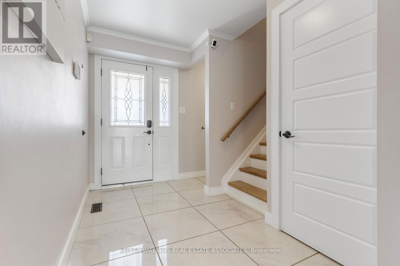 4115 BARBICAN DRIVE Image 2