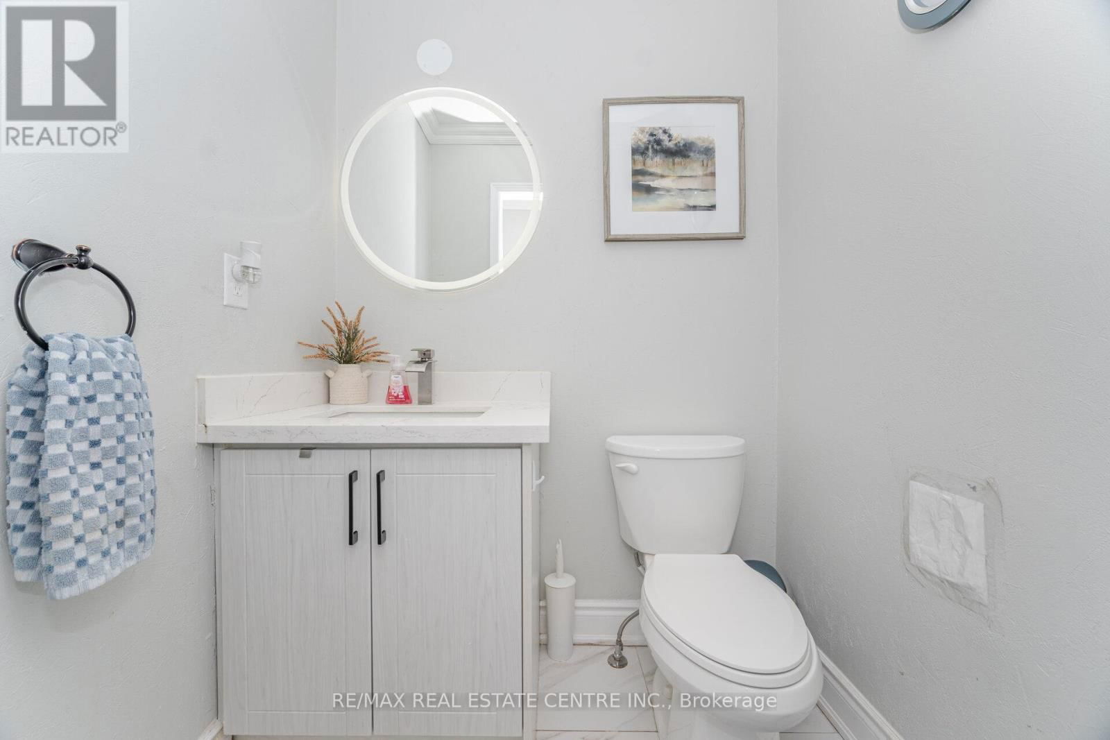 20 ST MARK PLACE Image 22