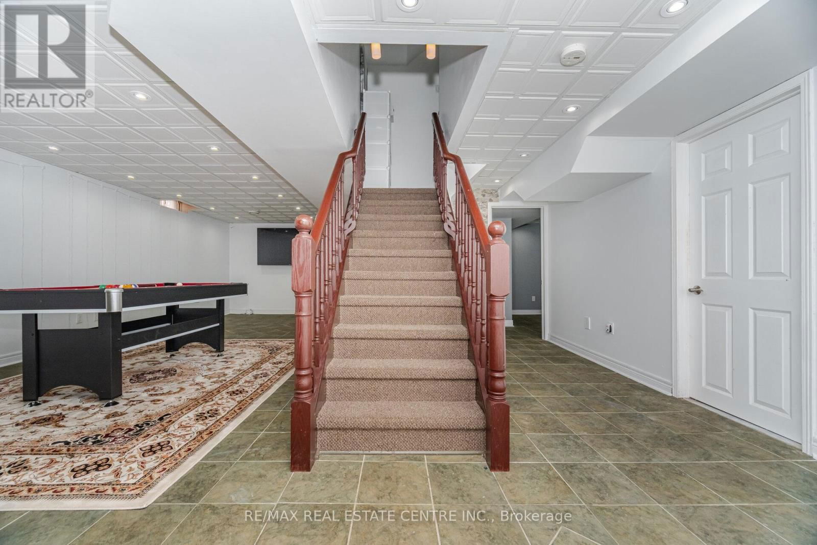 20 ST MARK PLACE Image 32