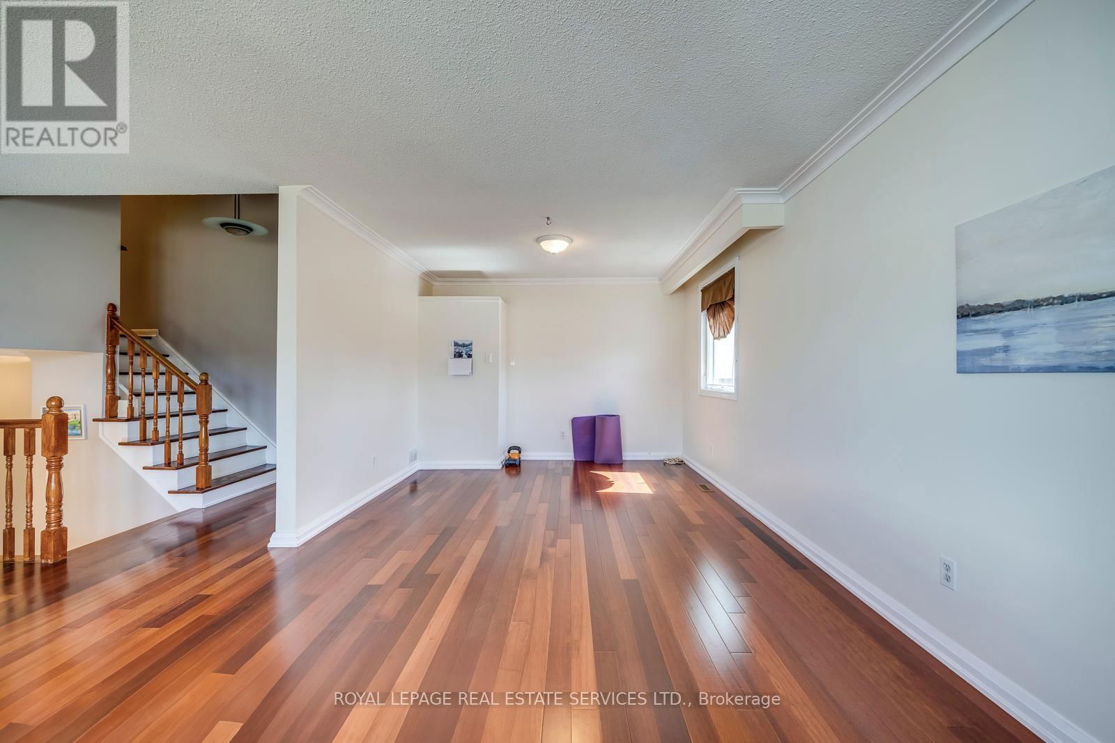 317 ULRIC CRESCENT Image 15