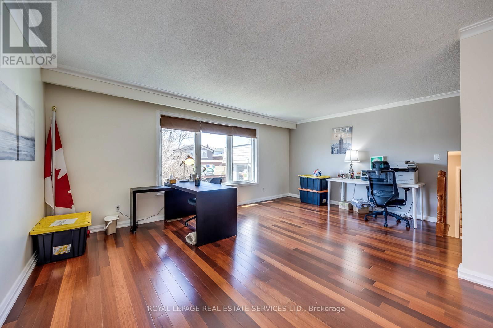 317 ULRIC CRESCENT Image 17