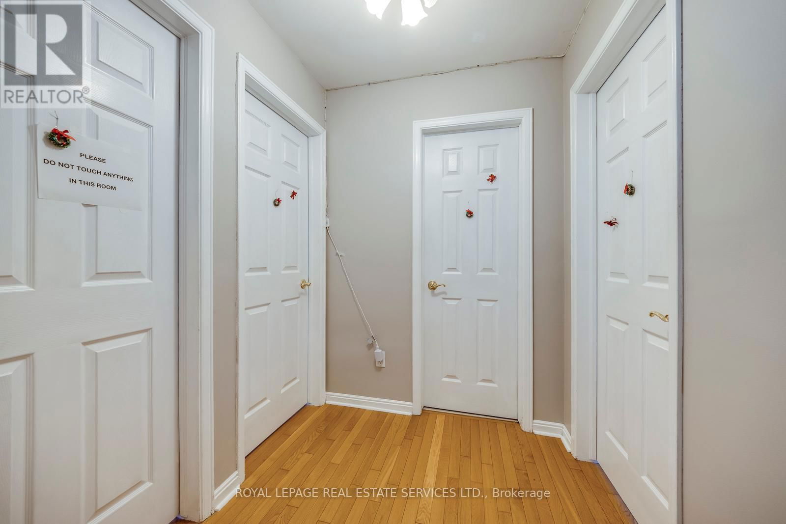 317 ULRIC CRESCENT Image 22