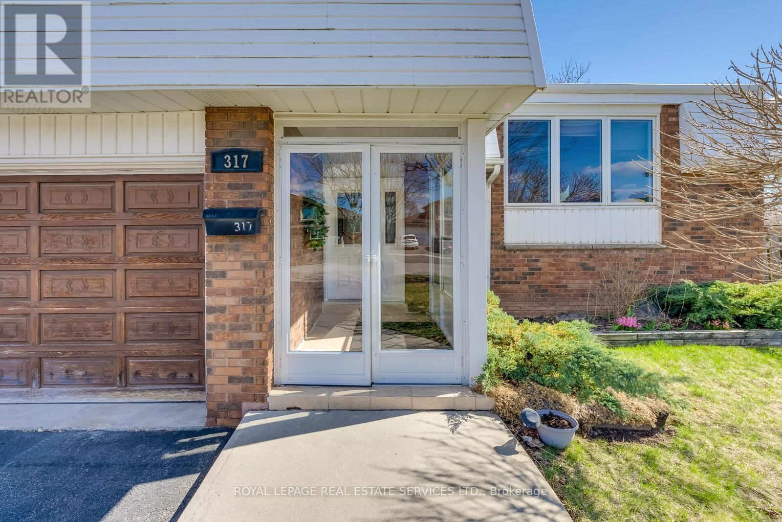 317 ULRIC CRESCENT Image 3