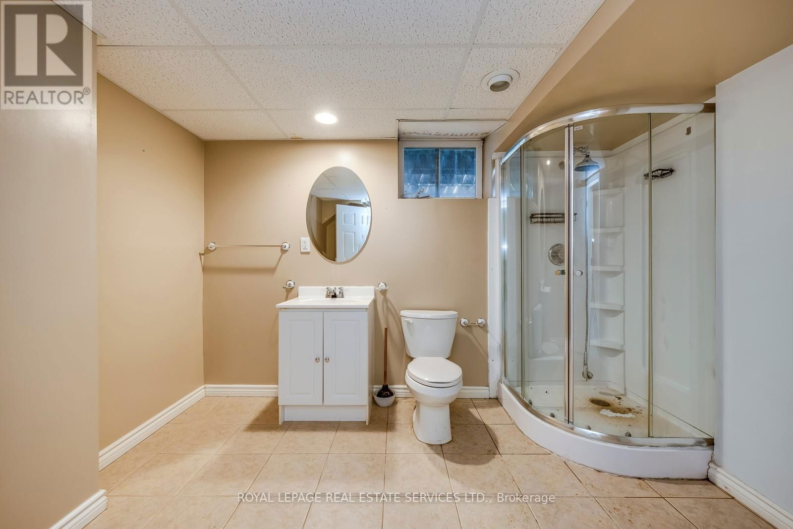 317 ULRIC CRESCENT Image 35
