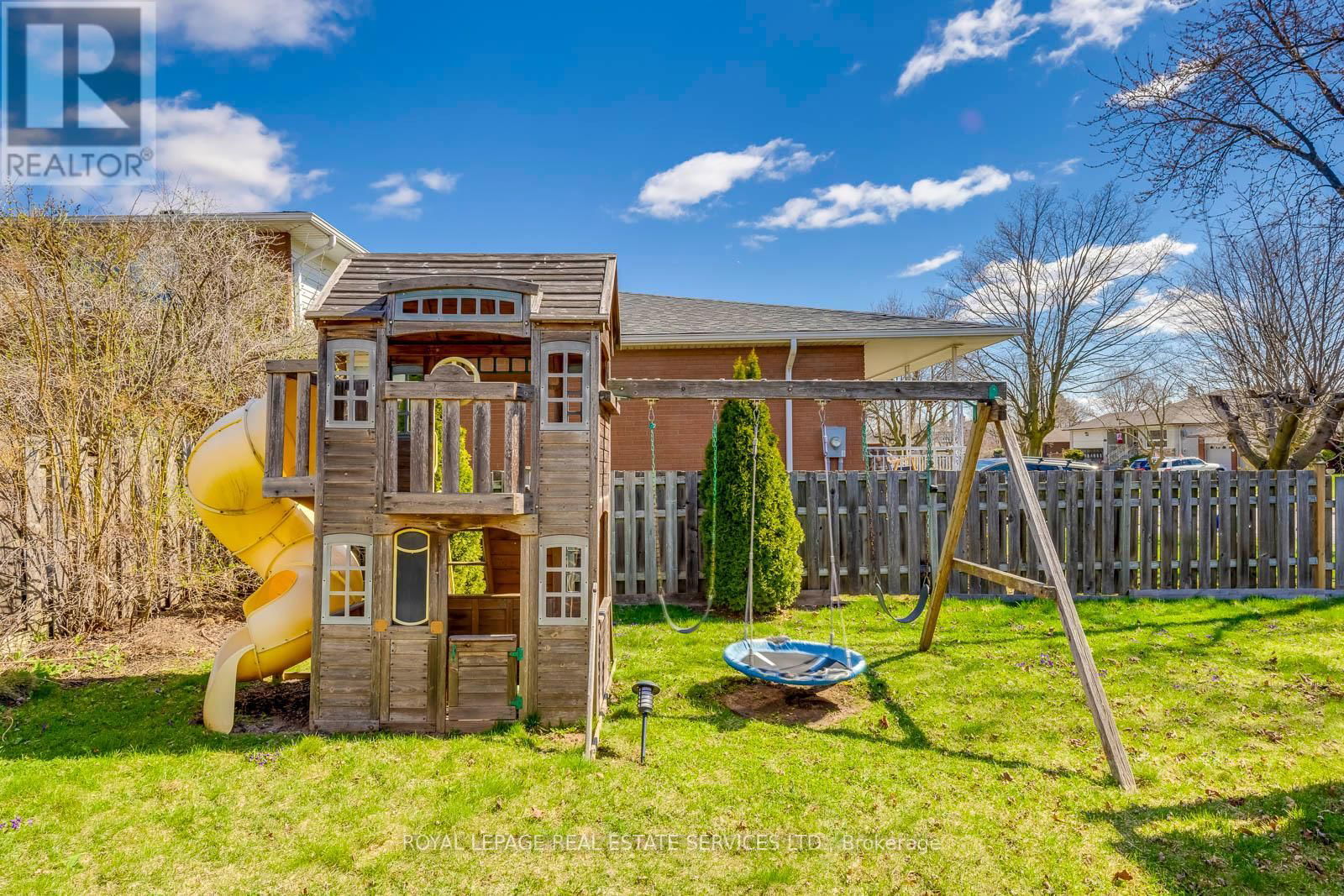 317 ULRIC CRESCENT Image 40