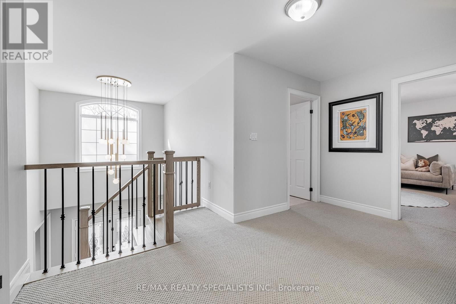 2532 REBECCA STREET Image 25
